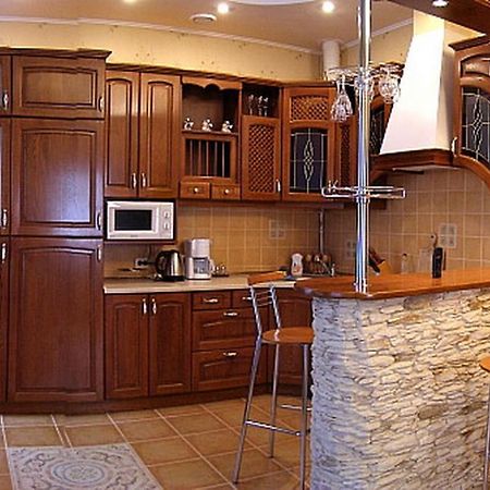 Park Apartment Lviv Bagian luar foto